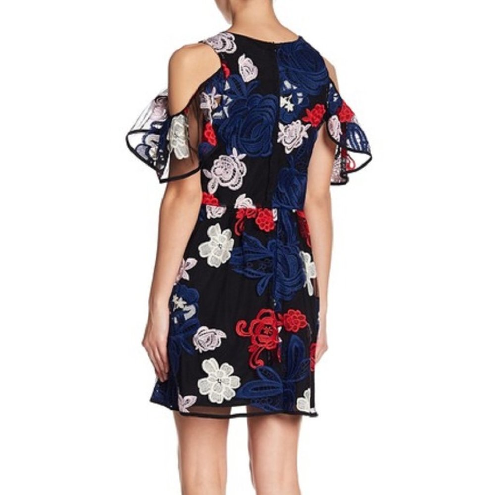 Devlin Kara Cold Shoulder Floral Embroidered Mini Night Out Dress Sz L NWT - Picture 2 of 6